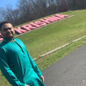 Meet your Posher, Atit